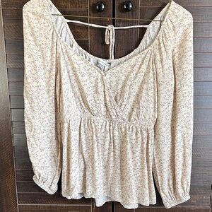 American Eagle Floral Women's Top